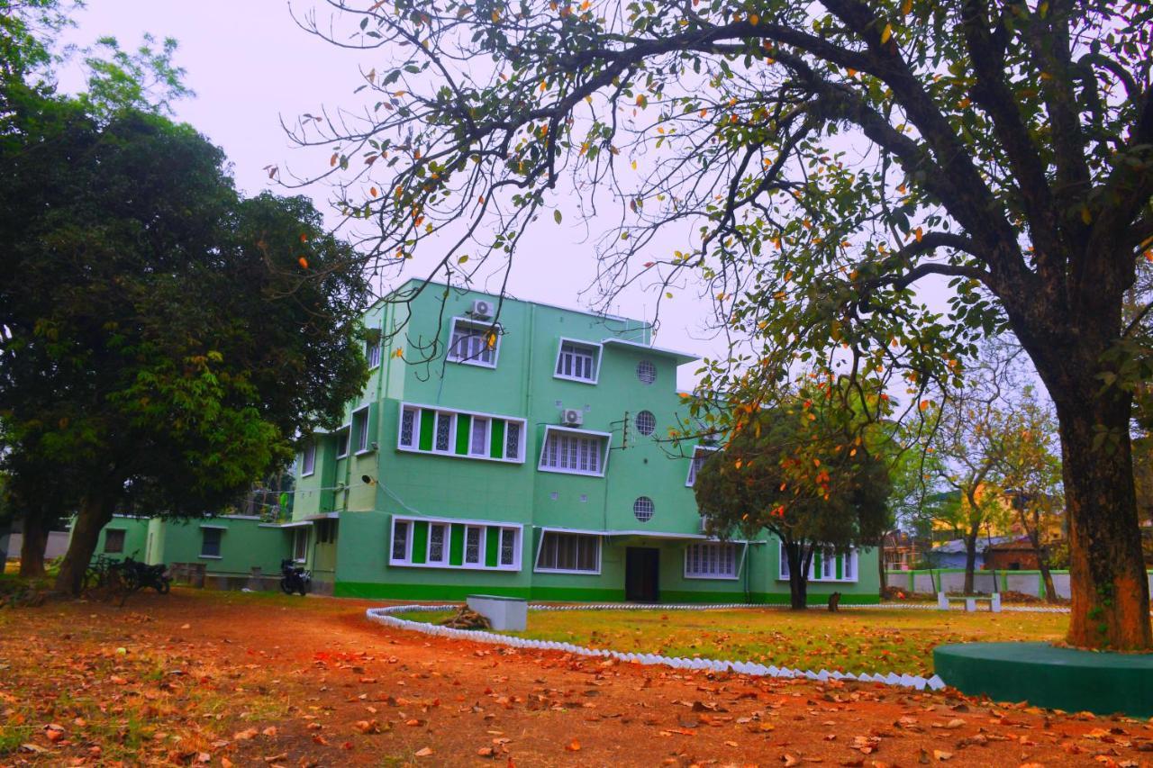 Jhargram Eshani Hotels And Guest House Exterior photo